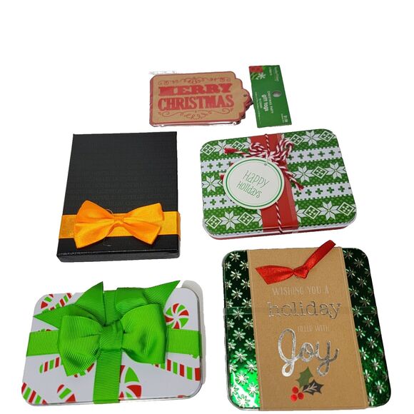 Christmas Gift Card 3 Tin Holders & 1 Cardboard (Set of 4) With 10 CT Gift Tags - Picture 2 of 4